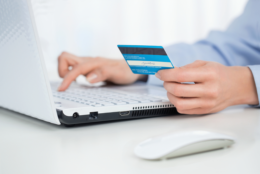 Hackers Hide Magecart Script in Favicon Image's EXIF Metadata, Exfiltrate Credit Cards Details Hackers Hide Magecart Script in Favicon Image's EXIF Metadata, Exfiltrate Credit Cards Details