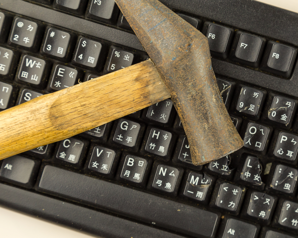 Half-Double - A New Variant of Rowhammer Attack