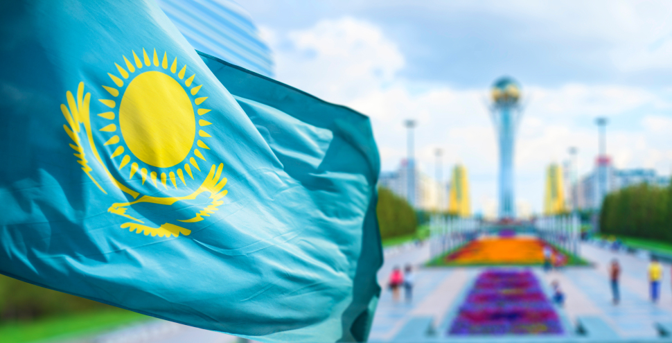 Kazakh People Targeted via Hermit Android Spyware
