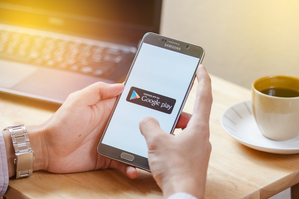 Trojanized App Infects Over 50,000 with AhRAt Trojan